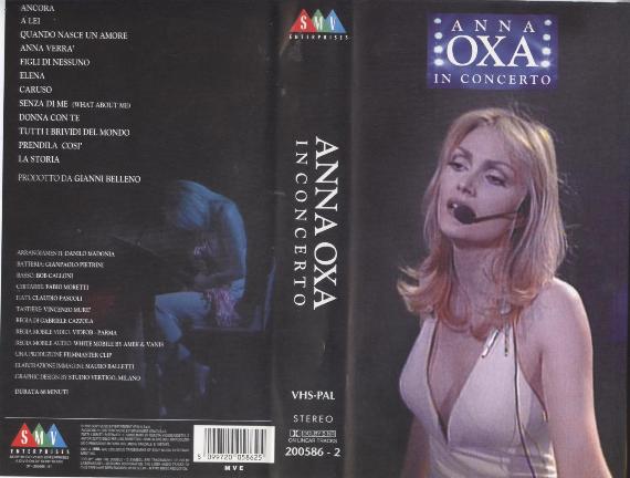 ingrandisci copertina